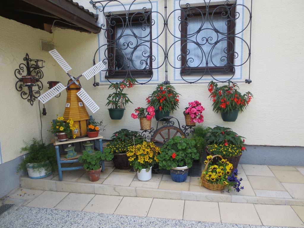 Gaestehaus Scharler Neukirchen am Großvenediger 客房 照片